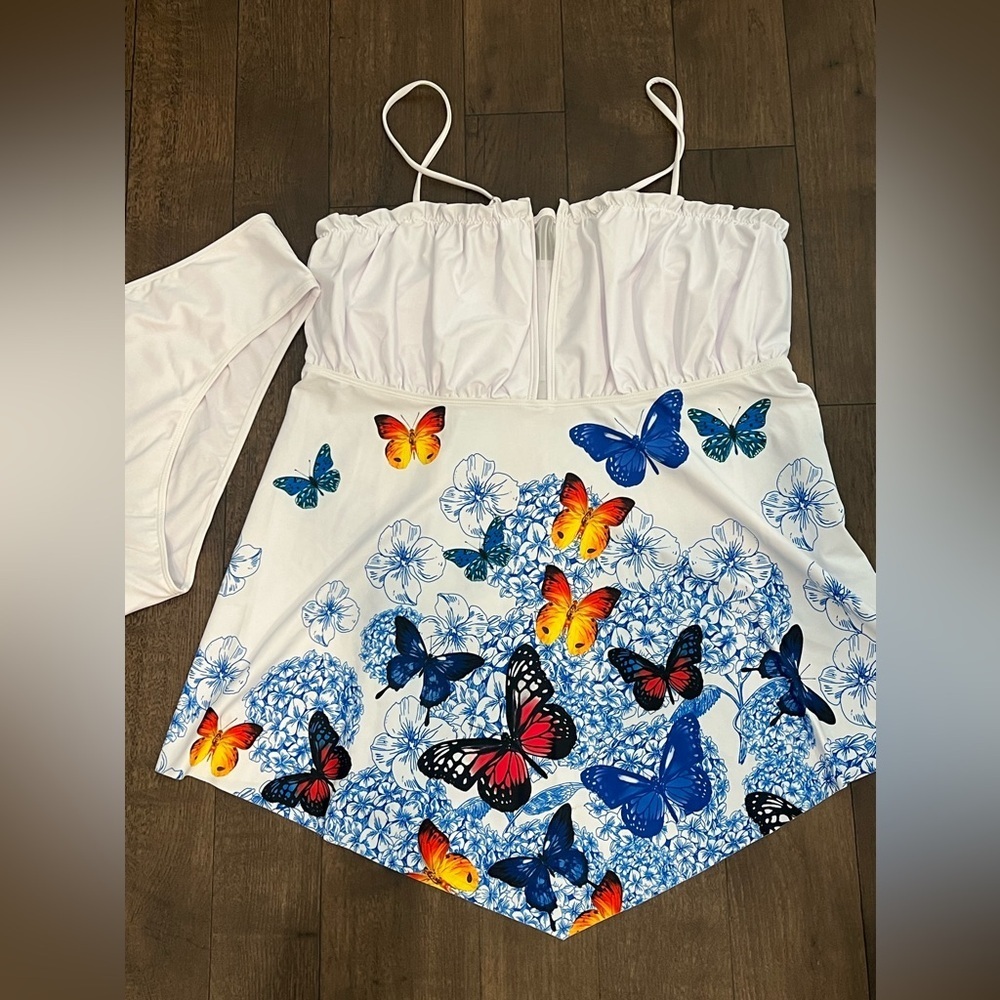 4X white and butterfly two piece swimwear brand new - Picture 3 of 4